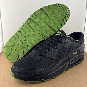 Nike Air Max 90 Mens Size 11.5 Black Chlorophyll Green DQ4071-005 Shoes